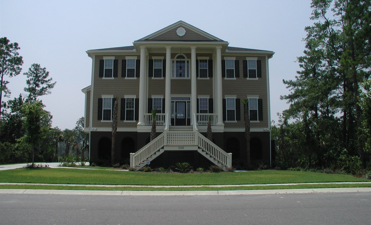 PIONTEK RESIDENCE.JPG